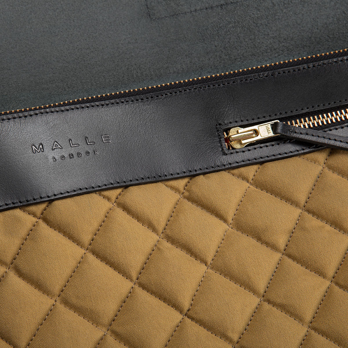 Digital Escape Messenger