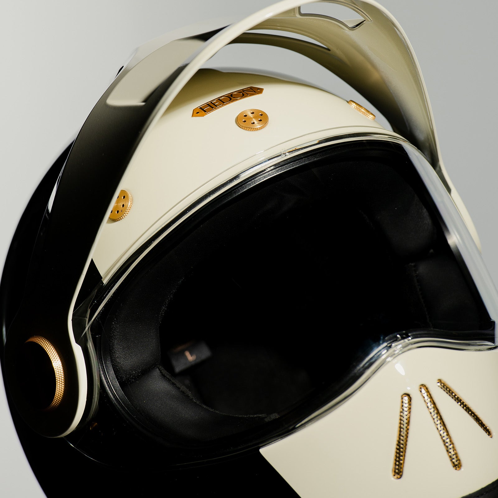 The Hedon X Malle Phantom Adventure Helmet